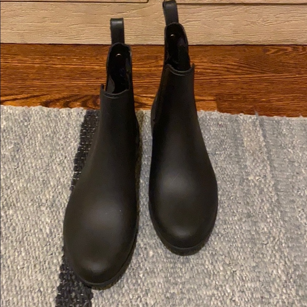 Sam Edelman rain booties